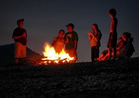 キャンプファイヤー